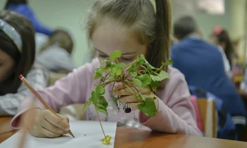 UNICEF welcomes the adoption of new guidance to protect children from air pollution in schools