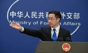 Кина: САД „сериозно го кршат“ меѓународното право со запленувањето бродови