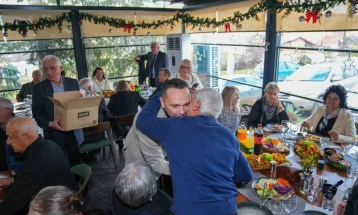 Митовски присуствуваше на предновогодишно дружење со пензионерите од Крива Паланка 