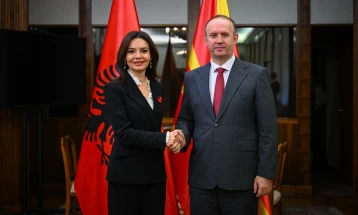 Speaker Gashi meets Albanian FM Spiropali