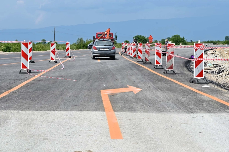 Сообраќајот повторно преку клучката кај Подмоље на магистралниот пат Охрид и Струга кон Кичево