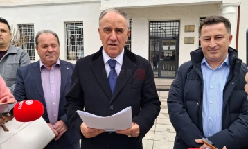 Qyra akuzoi për koalicion të fshehtë partitë opozitare në Këshillin e Strugës, për bllokadën e Komunës