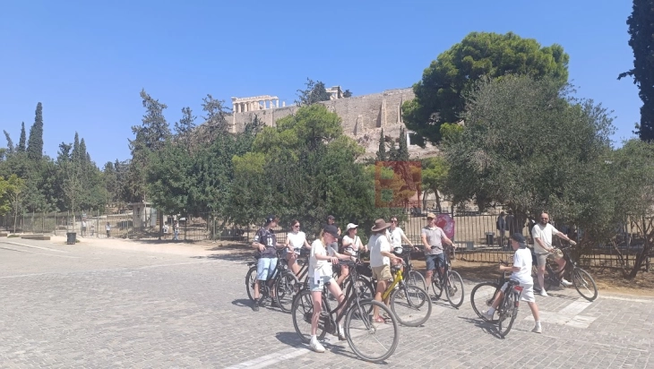 Грција во периодот јануари – октомври ја посетиле над 35 милиони туристи