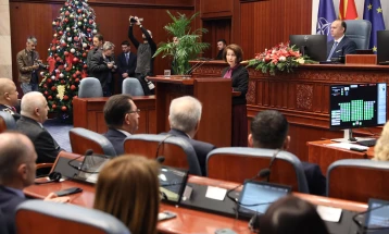 Reagime të partive politike për fjalimin vjetor të presidentes Siljanovska - Davkova në Kuvend