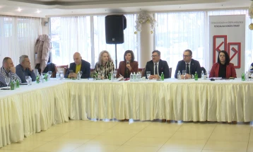 Ligji për angazhim të punës hyn në fuqi prej 1 janarit, afaristët kërkojnë zgjerim të aktiviteteve