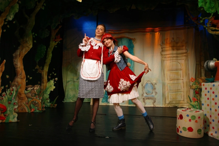 Актерката Ана Левајковиќ-Бошков одбележува 30 години актерска кариера