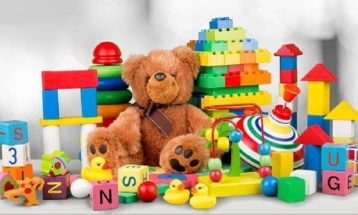 Sa i mbron realisht fëmijët Rregullorja e BE-së për sigurinë e lodrave