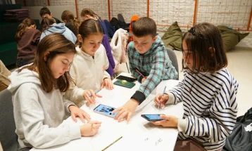 Во Струга се одржа работилница за костимографија