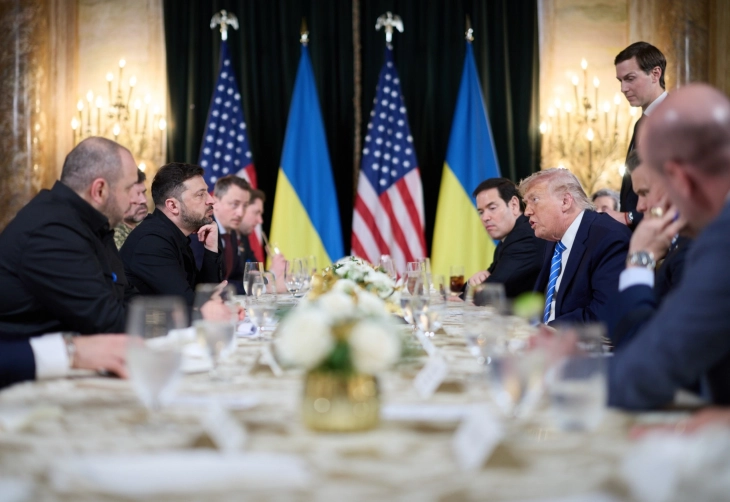 Zelenski: I kërkova Trampit garanci për Ukrainën deri në 50 vjet