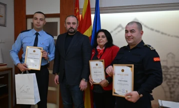 Град Скопје: Доделени признанијата за најдобар пожарникар, полицаец и крводарител за 2025 година