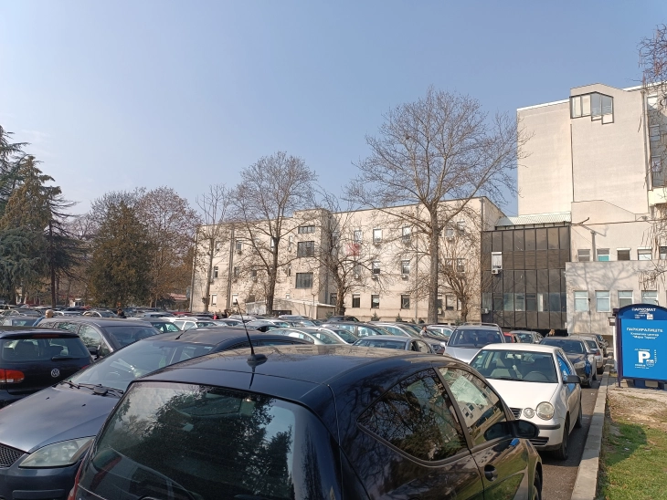 Aliu: Deri në maj do të kemi parking të ri në Qendrën Klinike me infrastrukturë 