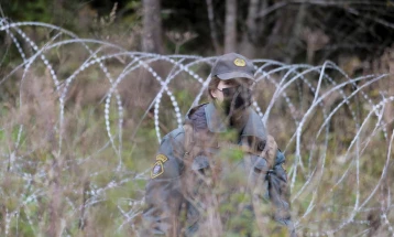 Летонија заврши со изградба на ограда долга 280 километри по должината на источната граница со Русија