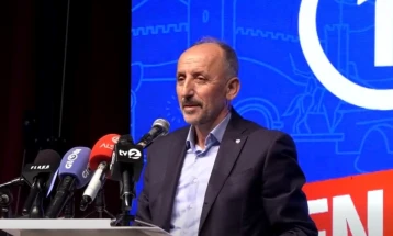 Nevzat Bejta akuzon udhëheqësinë e komunës së Gostivarit për pagesa fiktive