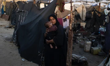 Organizatat humanitare në Gazë përballen me tërheqje të lejeve nga ana e Izraelit