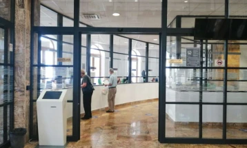 Sportelet dhe operatorët në Drejtorinë e NP 