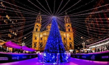 Stambolli, Parisi, Vjena dhe Budapesti më të kërkuarat për Vitin e Ri, ofertat pak më të shtrenjta se vitin e kaluar