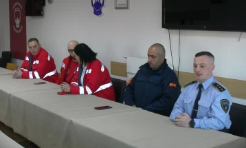 Штипскиот градоначалник на средба со дежурните екипи за новогодишната ноќ