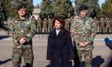 Siljanovska Davkova: Pres që vendi të vazhdojë me zhvillimin dhe reformat dhe të bëjë një hap drejt qëllimit tonë natyror - BE-së