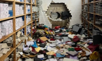 Полиција потврди дека крадците испразниле 3.000 сефови од трезорот на Шпаркасе банка во Гелзенкирхен