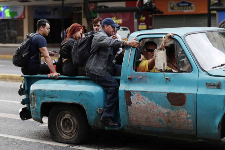 Реакции на Париз, ОН, Данска, ЈАР по воената операција на САД во Венецуела