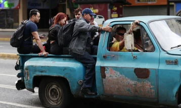 Реакции на Париз, ОН, Данска, ЈАР по воената операција на САД во Венецуела