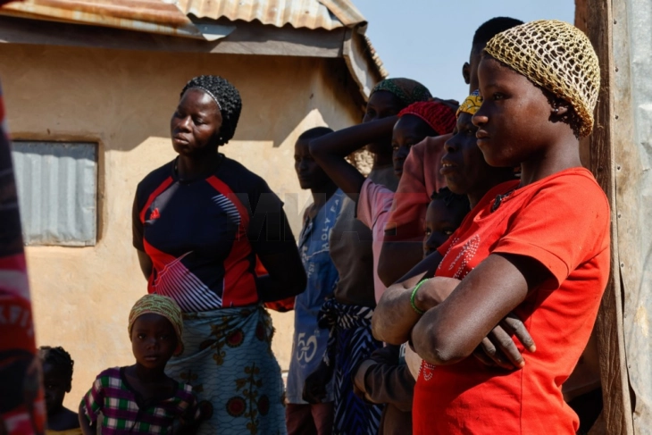 Të paktën 30 të vrarë në një sulm në një fshat në Nigeri