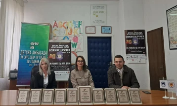 Околку 500 деца на 20. Божикен ручек во Прилеп