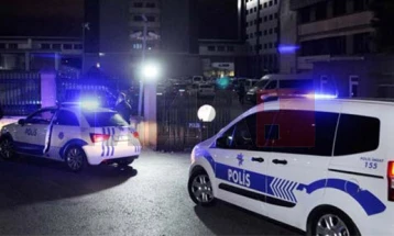 Armë të fshehura në një kamion u zbuluan në kufirin Turqi-Siri