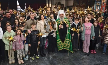 Бадникови поворки во Соборниот храм на традиционална средба со Архиепископот Охридски и Македонски г.г. Стефан