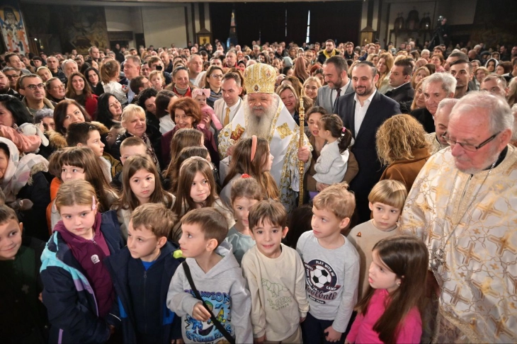 Ѓорѓиевски за Божик: Секој нов ден биде благословен со успеси, спокој и вера во подобро утре