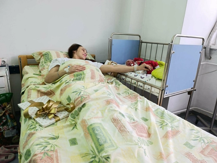 На Божик се роди Миха - првото новороденче во Кочани во 2026