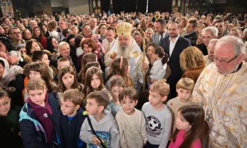 Gjorgjievski për Krishtlindjet: Çdo ditë e re qoftë e bekuar me suksese, paqe dhe besim për një të nesërme më të mirë