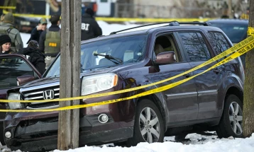 US immigration officer shoots woman dead in Minnesota