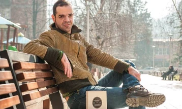 Вангел Ноневски, универзитетски професор по филозофија, за МИА: Да почнувам сега, би склопил фестивал за промоција на терсене музика