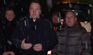 Nikollovski: Jam në terren për t'u përballur me borën që vjen, të gjitha drejtimet rrugore janë të kalueshme dhe askund nuk ka pengesa