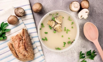 Krem supë me kërpudha e bërë në shtëpi