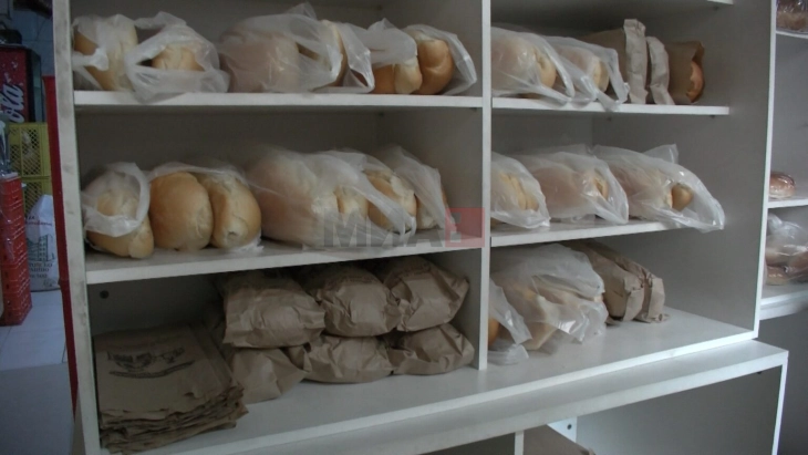 Во штипските пекарници засега нема зголемување на цената на лебот и белите пецива