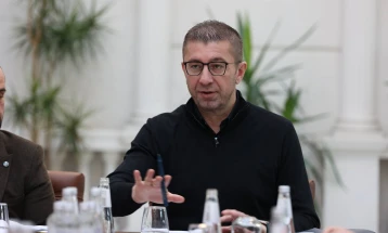 Mickoski: Lufta për kriteret e BE-së vazhdon pavarësisht kontestit të imponuar bilateral
