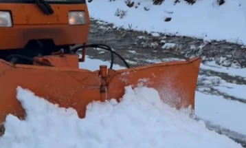 Сите патишта во општина Дебар исчистени од снегот, се препорачува внимателност