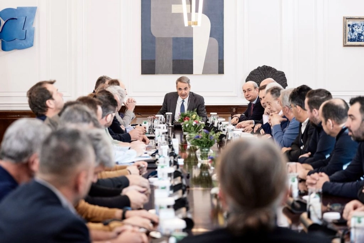 Мицотакс до земјоделците: Развојот на настаните го обликуваат присутните, а не отсутните