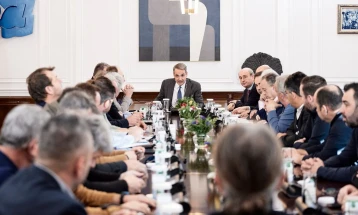 Мицотакс до земјоделците: Развојот на настаните го обликуваат присутните, а не отсутните