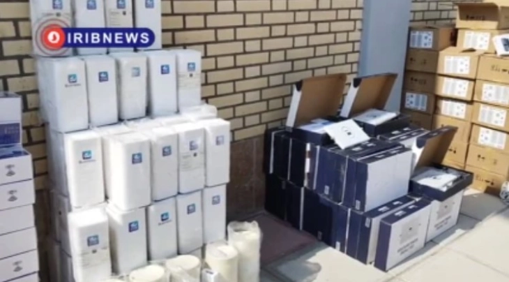 Ирански државни медиуми тврдат дека немало протести во последните 24 часа, запленета опрема за сателитски интернет