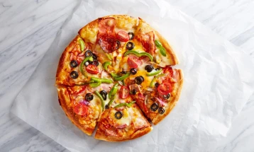 Пица – домашно тесто со долго ферментирање