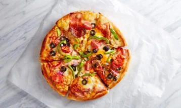 Pica – brumë i bërë në shtëpi me fermentim të gjatë