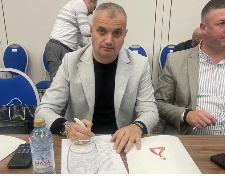 Костадиновски: Трошоците за реперезентација сведени на нула, парите пренасочени кон учениците