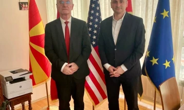 Во посета на Дебар генералниот конзул на Косово, Красниќи