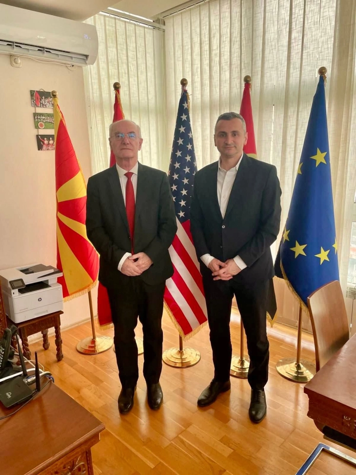 Për vizitë në Dibër konsulli i përgjithshëm i Kosovës, Krasniqi