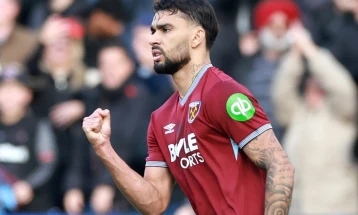 Медиуми: Пакета го напушта Вест Хем