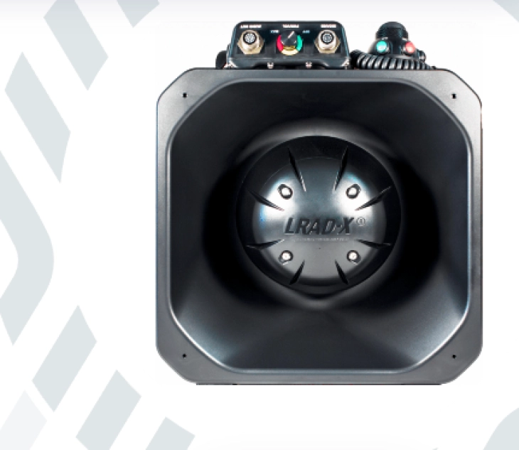 Политико: Српски разузнавачи заедно со руската ФСБ тестирале звучни топови врз кучиња