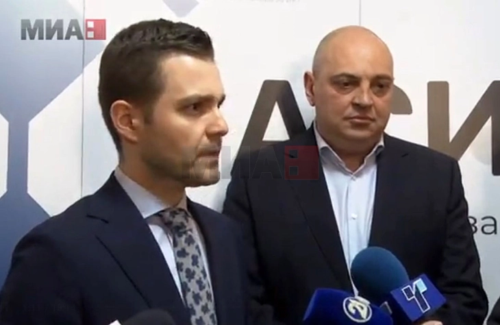 Mucunski: Vendimi i SHBA-së për regjimin e vizave është vetëm për vizat e emigrantëve, jo për të tjerët (PLT)